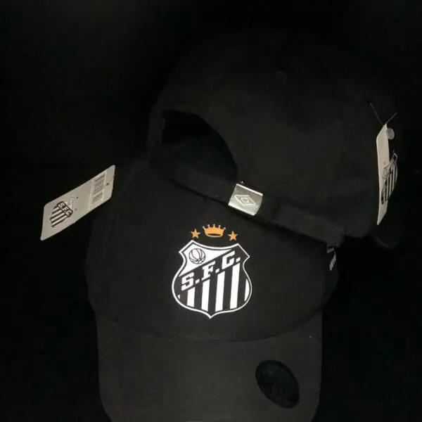 Boné Santos Preto