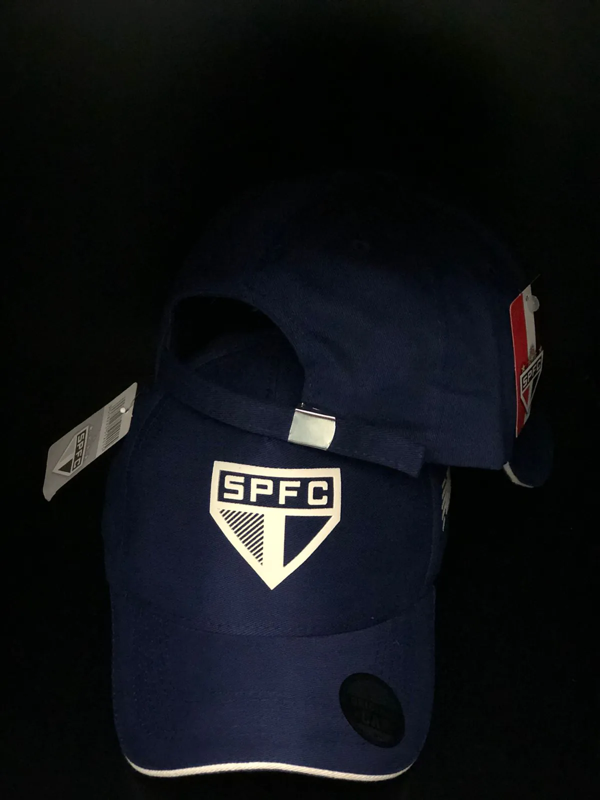 WhatsApp Image 2025-08-29 at 14.02.36 (4) Boné São Paulo Linha Branca - Imagem 1